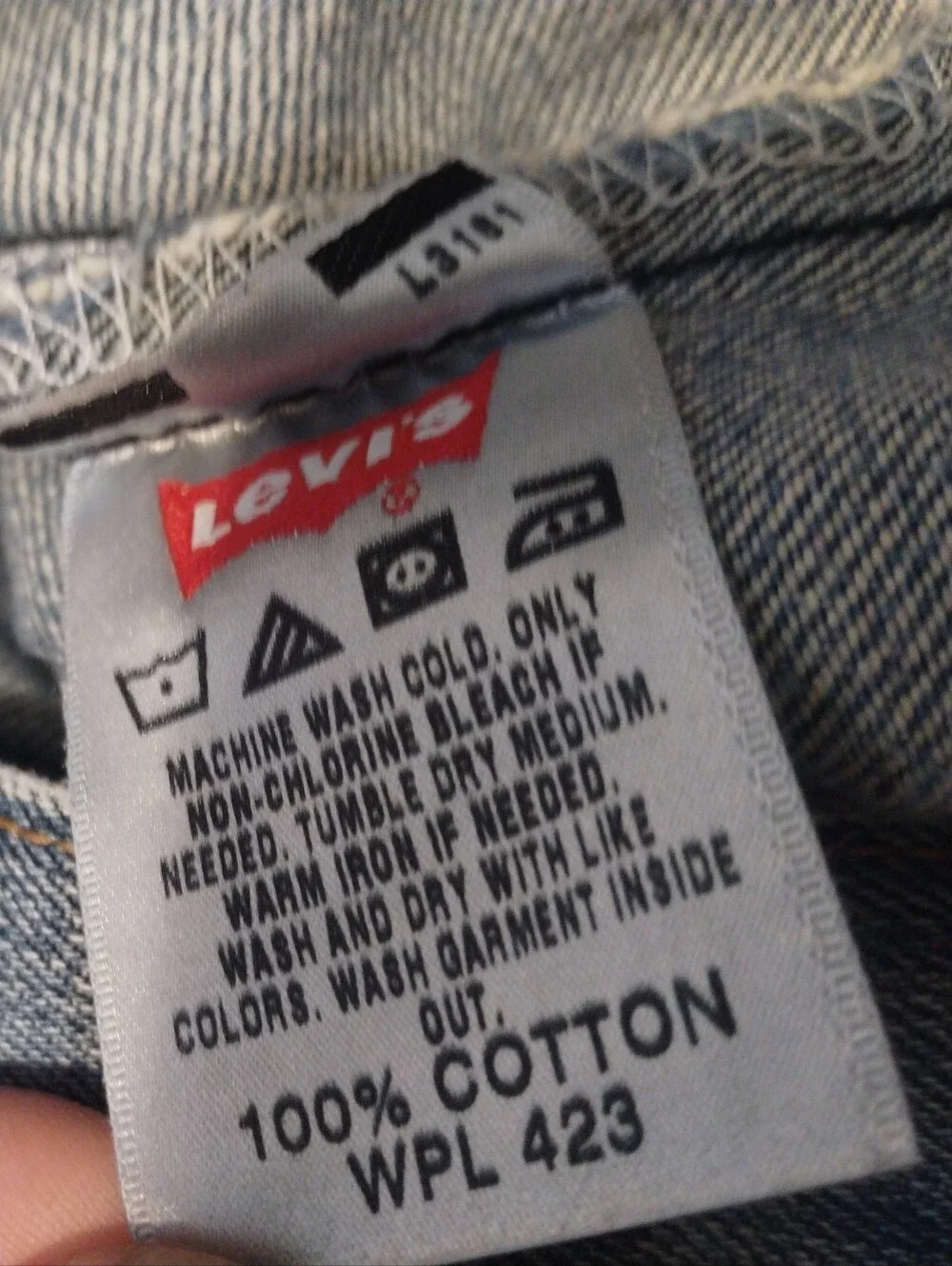 LEVIS 501 Button fly red tab mens jeans  32 